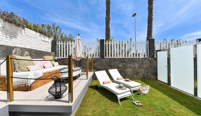 Beach Apartment La Charca III by VillaGranCanaria