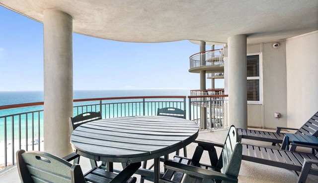 Beach Colony West 15A- 3BD/3BA Gulf front w/Beach Service & Onsite Management