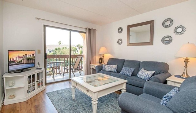 Beach Dreaming ~ FREE Activities Included~Oceanside~Resort Amenities by RedAwning