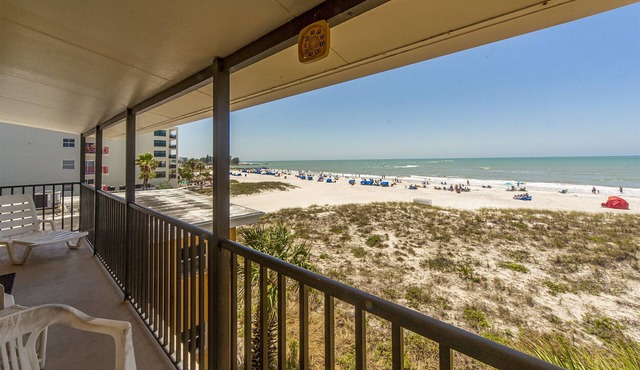 Beach Front 1B1B Balcony 2 Beds - Surf Song #349