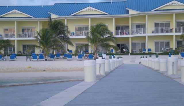 Beach Front 2 bdrm/2 bath Villa CastAway Cove Resort 1st Floor