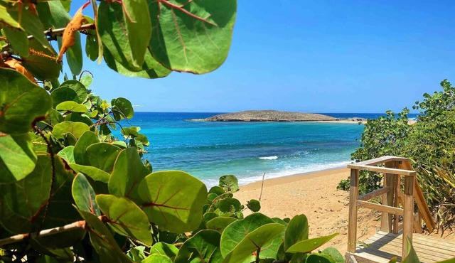 Beach Front Apartment in Isabela
