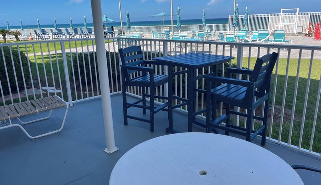 "BEACH FRONT CORNER GROUND LEVEL "WOW"