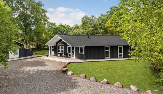 Beach front home in Grenaa with WiFi