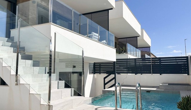 BEACH FRONT house LA MATA