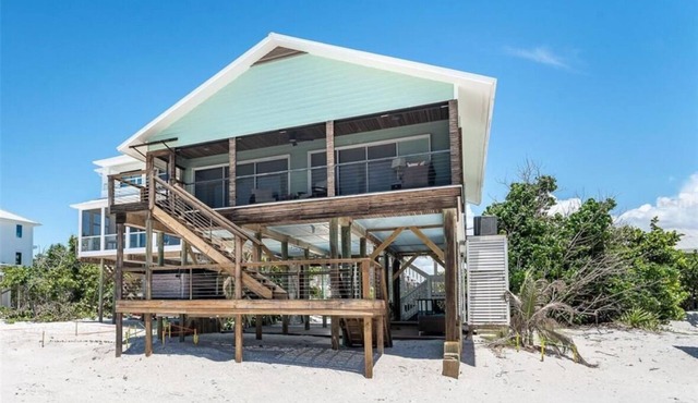 Beach Front Palm Island Getaway