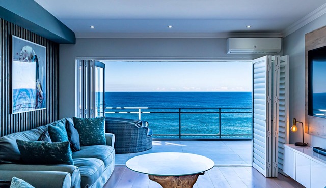 Beach Front Penthouse Apartment (No load-shedding)