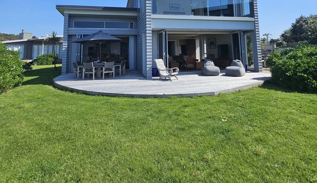 BEACH FRONT RESERVE SETTING