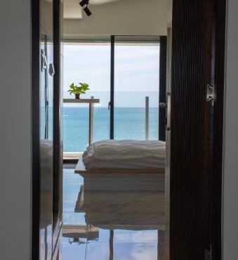 BEACH FRONT VILLA