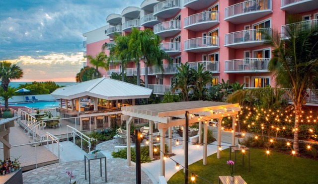 Beach House Suites by the Don CeSar