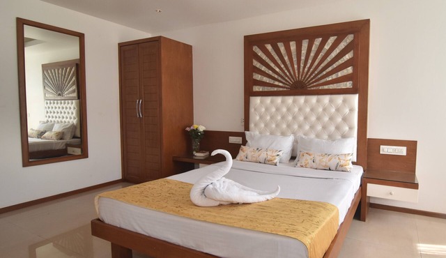 Beach Paradise Miramar Goa