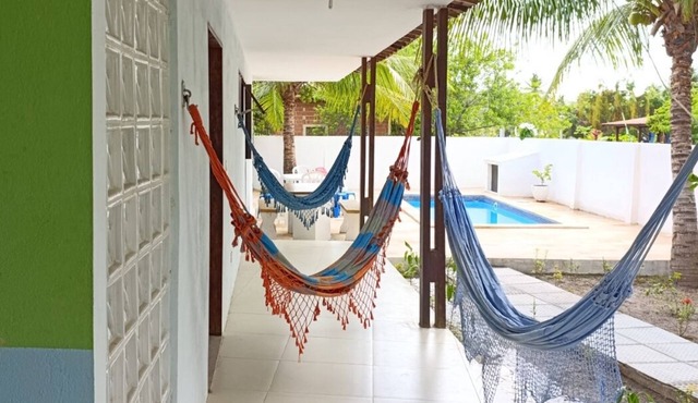 Beach, pool and barbecue with tranquility and privacy a hundred meters from the sea!