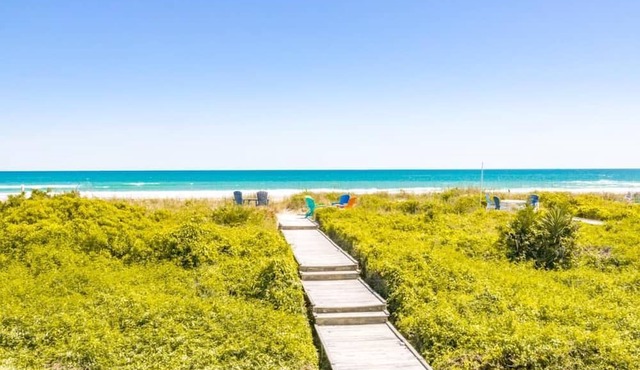 Beach Therapy - Oceanfront! 4 BR/3 BA Enjoy the views from Master Bedroom!