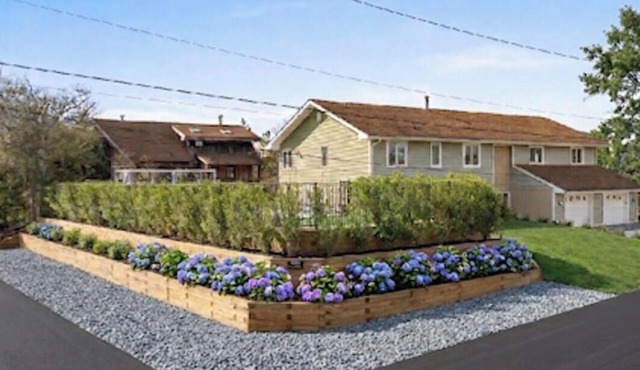 Beach Therapy - Sleeps 17