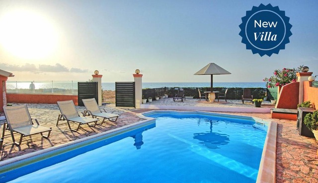 Beach Villa Athanasia - villa with private pool on the beach by PosarelliVillas