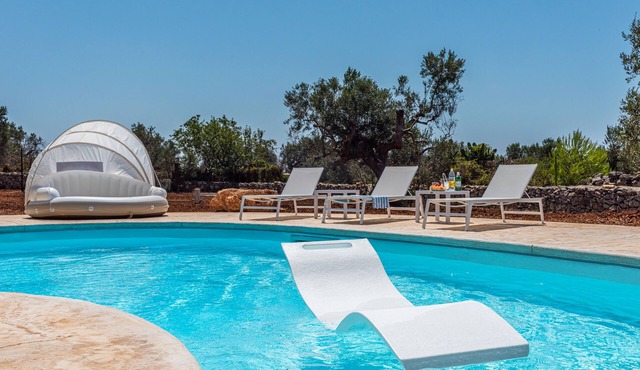 Beach villa with private pool - surrounded by big green and peaceful garden