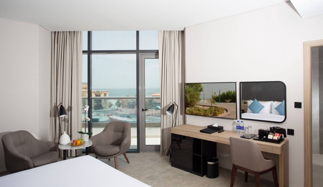 Beach Walk Hotel