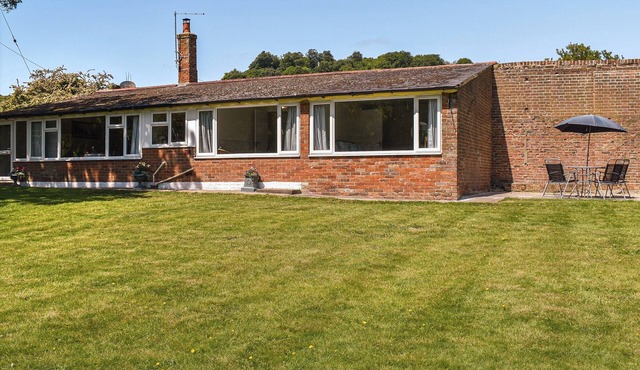 Beachborough Park Summer House