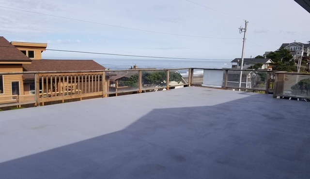 Beachcombers Haven - Family and Group event lodging on the Central Oregon Coast!