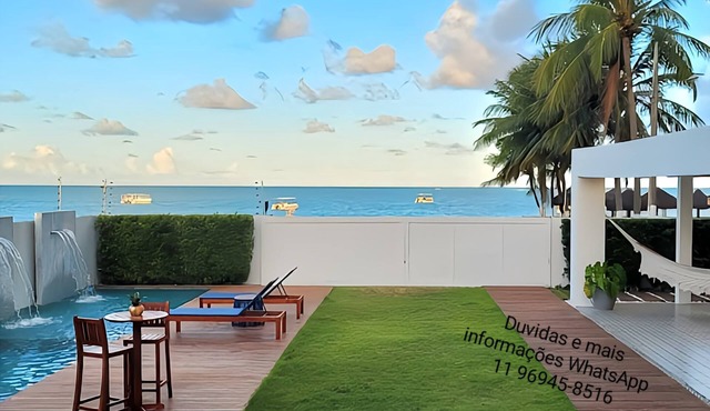 Beachfront mansion with swimming pool in João Pessoa