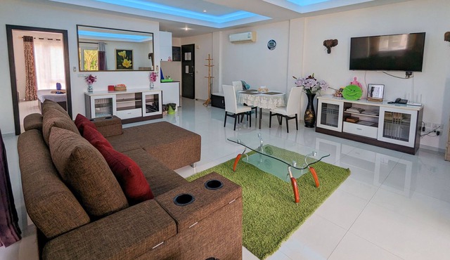 Beachfront 1 Bedroom Apartment with Sea View