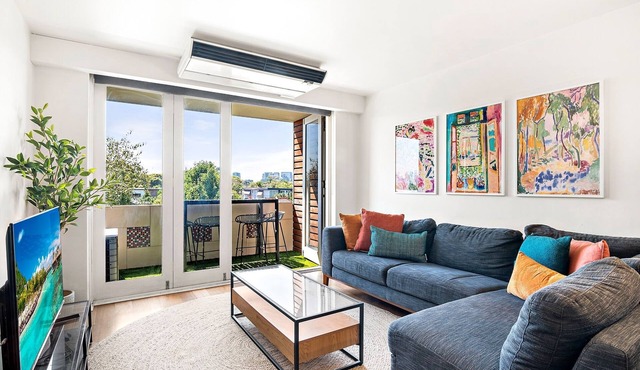 Beachfront 2-Bed Apartment with Balcony
