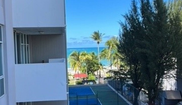 Beachfront 2 bedroom Apart-Isla Verde- Coral Beach