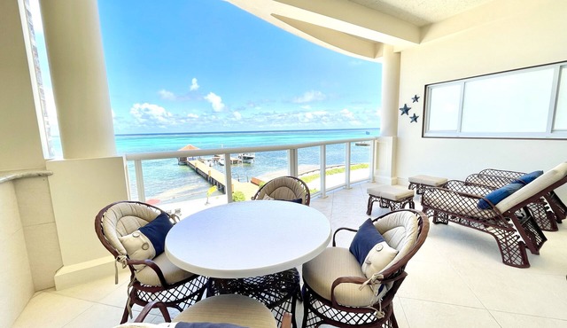 BEACHFRONT! 2BR/2.5BA at Grand Caribe Belize! Large, private OCEANFRONT Balcony!