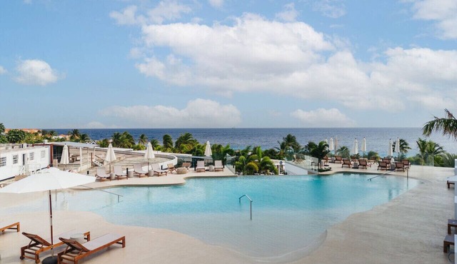 Beachfront 2BR LUX Condo ONE Mambo 21 by Bocobay