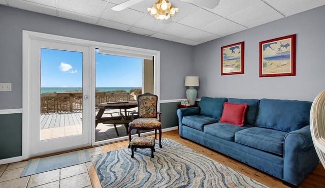 Beachfront 2BR Condo Low-Density Surf Club, Large Balcony, Direct Gulf Access