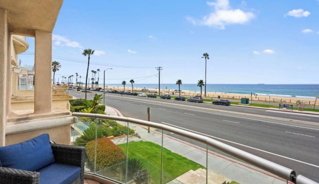 Beachfront 3BR Oasis with Stunning Views