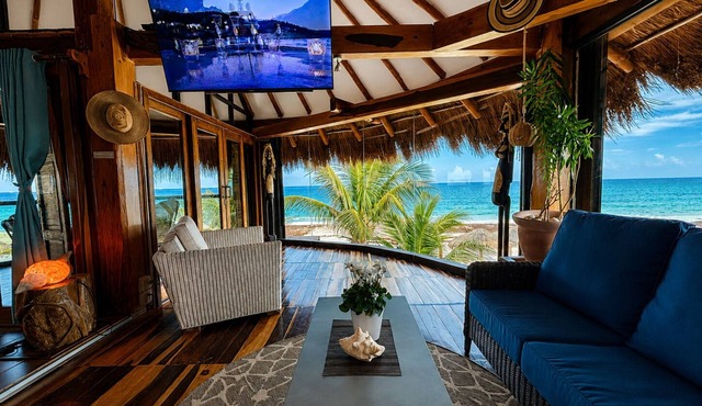 Beachfront 4 Bdrs. Penthouse with Private Pool, Chef, Housekeeper