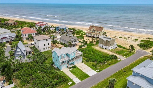 Beachfront 5BR Home with Ocean Views