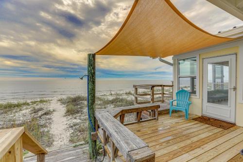 Beachfront Alligator Point Retreat: Steps to Sand!