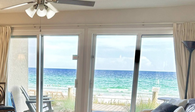 BEACHFRONT,AMAZING SHORELINE GULF VIEW,1ST FLOOR WALKOUT,5 STEPS TO BEACH ACCESS
