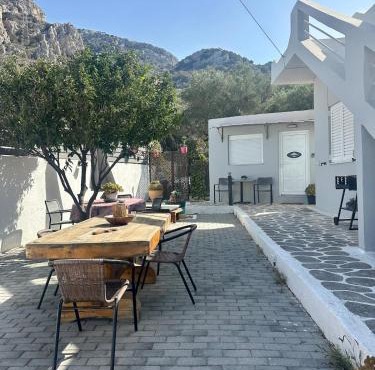 Beachfront Apartment - Voulisma Beach, Crete