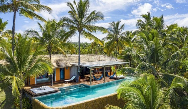 Beachfront apartment in Itacaré | 5 Suites Pool Up to 10 people
