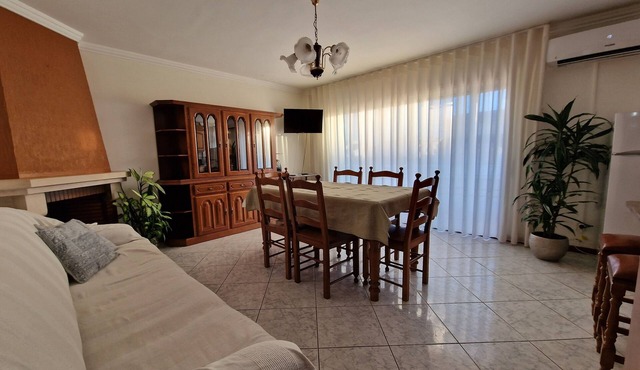 "Beachfront apartment - Praia do Furadouro with Wi-Fi"