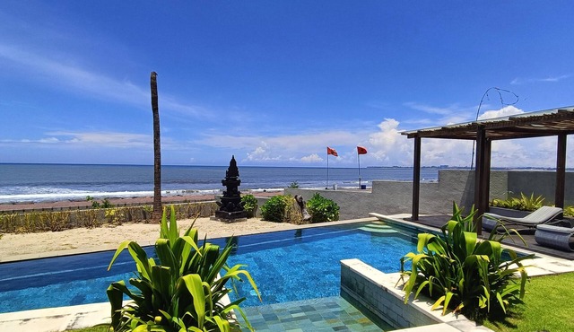 Beachfront Arjuna villa 2 bedrooms