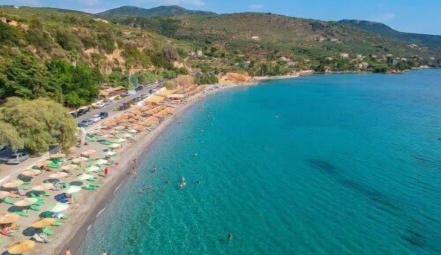 Beachfront Avia Nest - Aspa s Getaway