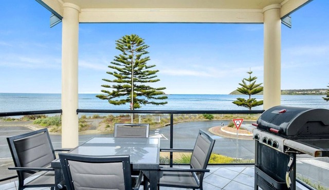 Beachfront Bliss with Spectacular Ocean Views