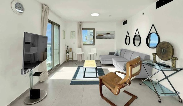 Beachfront Blue Laguna Stay | Floor Safe Room