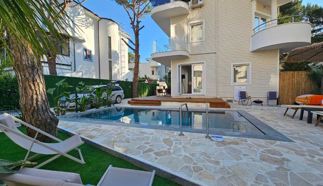Beachfront BLUE WAVE SPA VILLA in Private Villa Resort Qerret, Albania