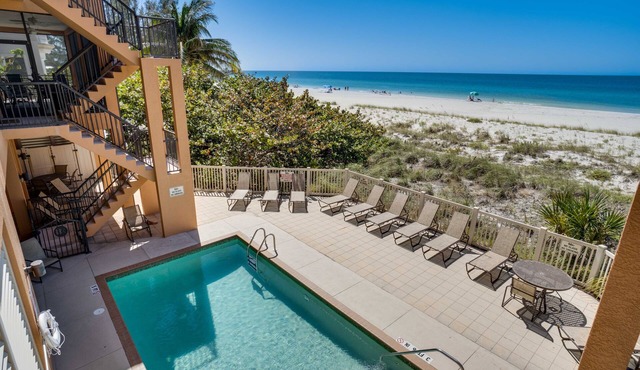 Beachfront - Bradenton Beach Club 225 by SeaBreeze Vacation
