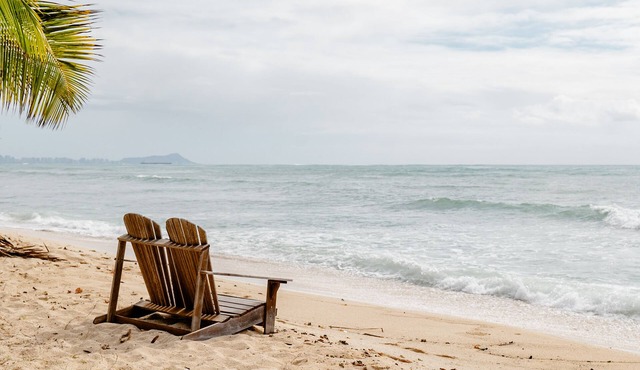 Beachfront Bungalow with Gated Entry and Pet Friendly