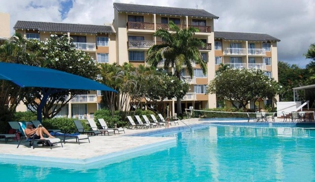 Beachfront Caribbean Resort! Amazing 2 Bedroom Unit | 3 Outdoor Pools