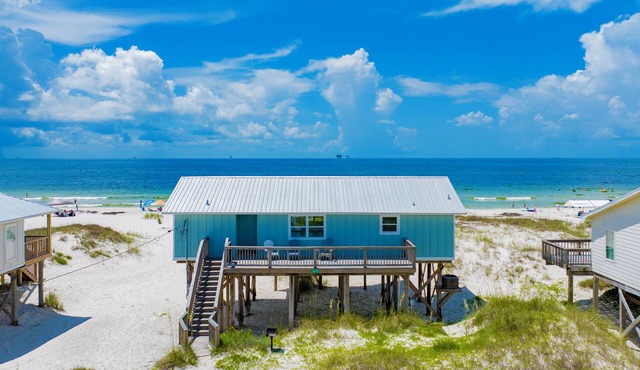 Beachfront Classic | Pet Friendly | Fort Morgan