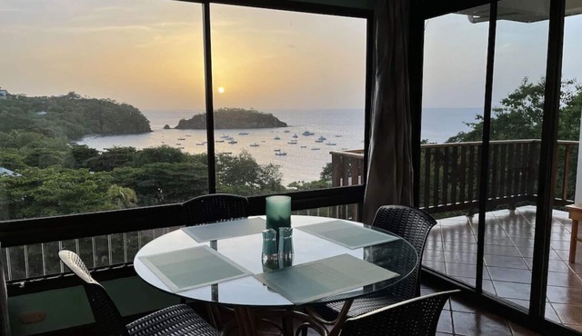 Beachfront Community Ocean View 2Br/2Ba in Los Almendros, Playa Ocotal