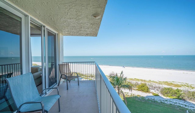 Beachfront Condo At Bargain Price! Resort Heated Pool! Tennis Courts! Million Dollar View!