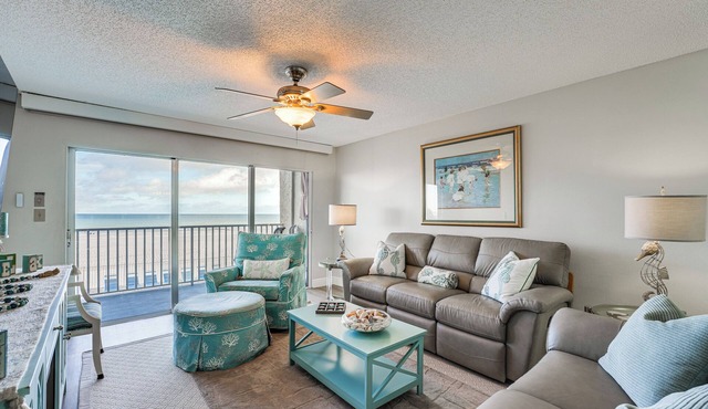 Beachfront Condo w/Pool in Redington Shores